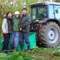 Mitso, Nuri and me im Oktober 2012. https://www.facebook.com/notes/max-bryan/shumei-natural-farm/498883896796197 (Shumei Natural Farm)